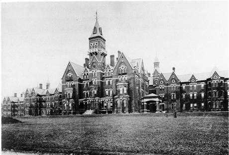 800px-danvers_state_hospital_danvers_massachusetts_kirkbride_complex_circa_1893