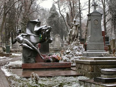 el-cementerio-de-lychakivskiy-65_b