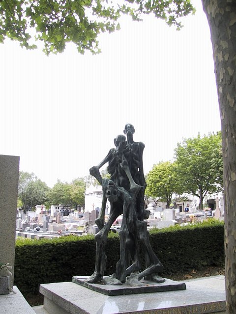 Cimetiere Pere Lachaise -arte bizarro