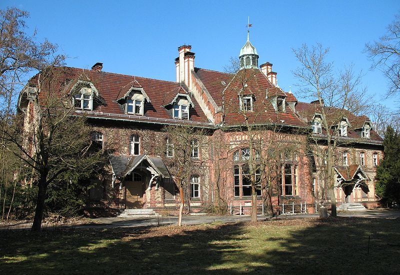 800px-Beelitz_Heilstaetten_Kochkueche