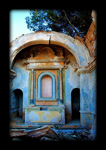 iglesia_abandonada2