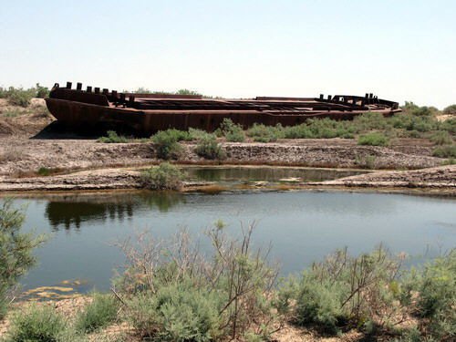 mar-aral-barcos-abandonados-05