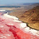 Lugares mágicos. Natron, el lago rojo de Tanzania.
