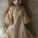 Living dead dolls, me das miedo… muñeca.
